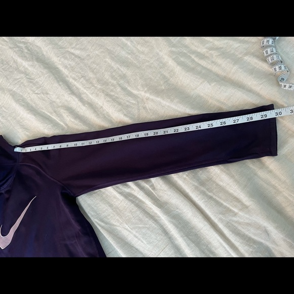 NWOT Purple Nike Dri Fit Sweatshirt Hoodie - Picture 4 of 7